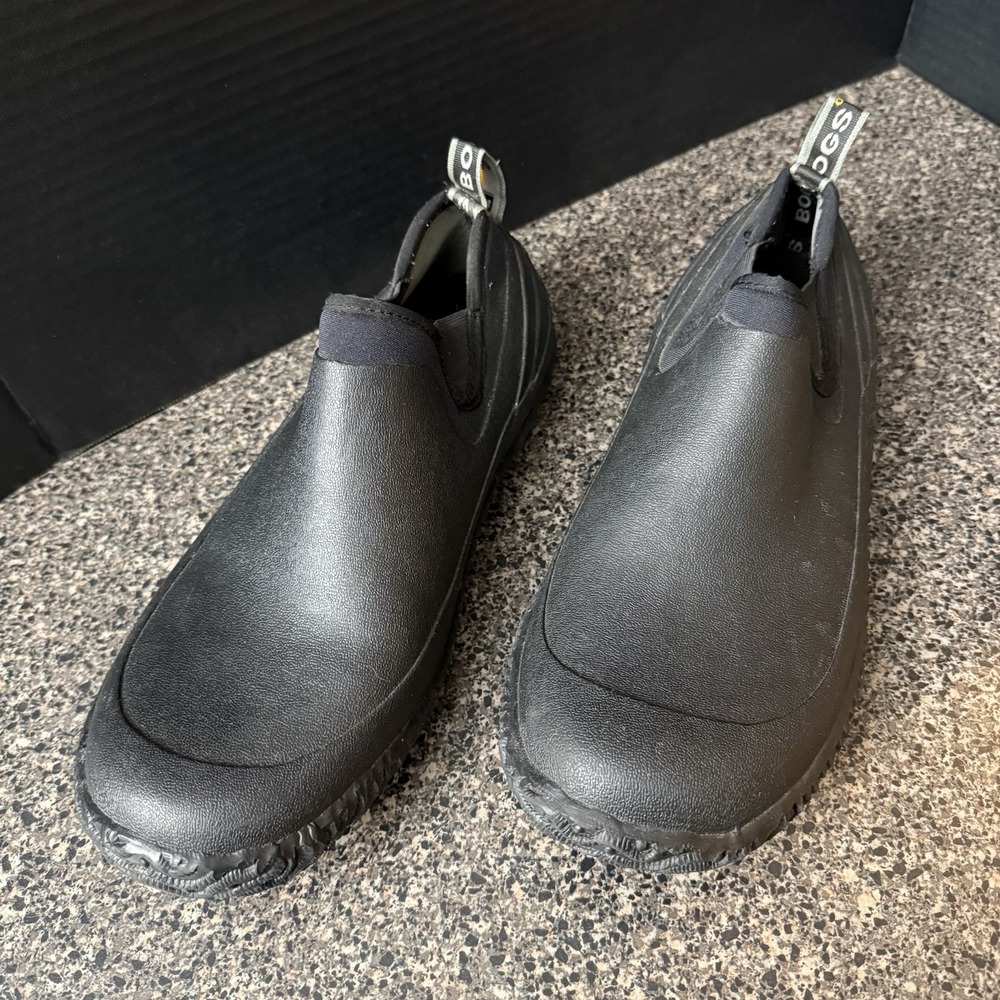 BOGS Shoes Mens 12 Black Waterproof Slip‎ On Urban Walker